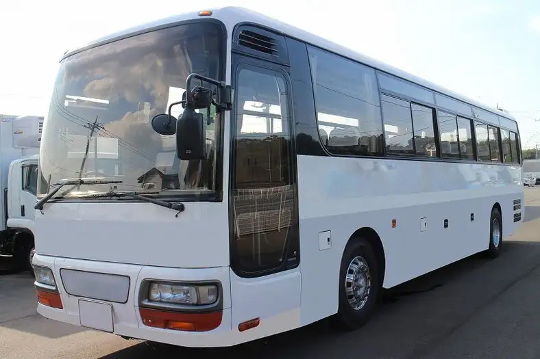 いすゞ ガーラ 大型 バス 観光バス KL-LV774R2 の中古トラック【車両No.134330】