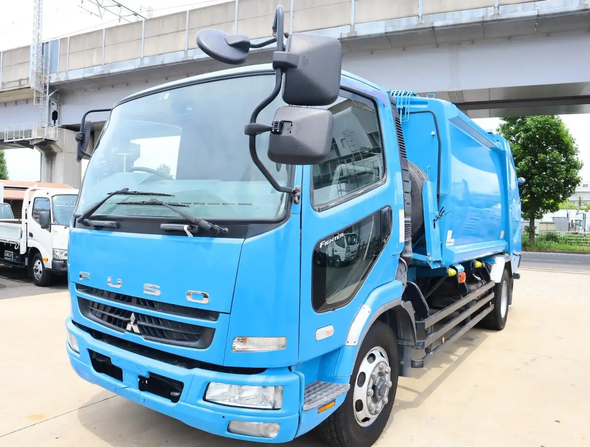 三菱 ファイター 中型/増トン パッカー車 プレス式 PDG-FK72FZ の中古トラック【車両No.146813】