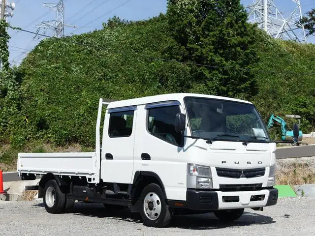 三菱 キャンター 小型 平ボディ Wキャブ(ダブルキャブ) 床鉄板｜画像1