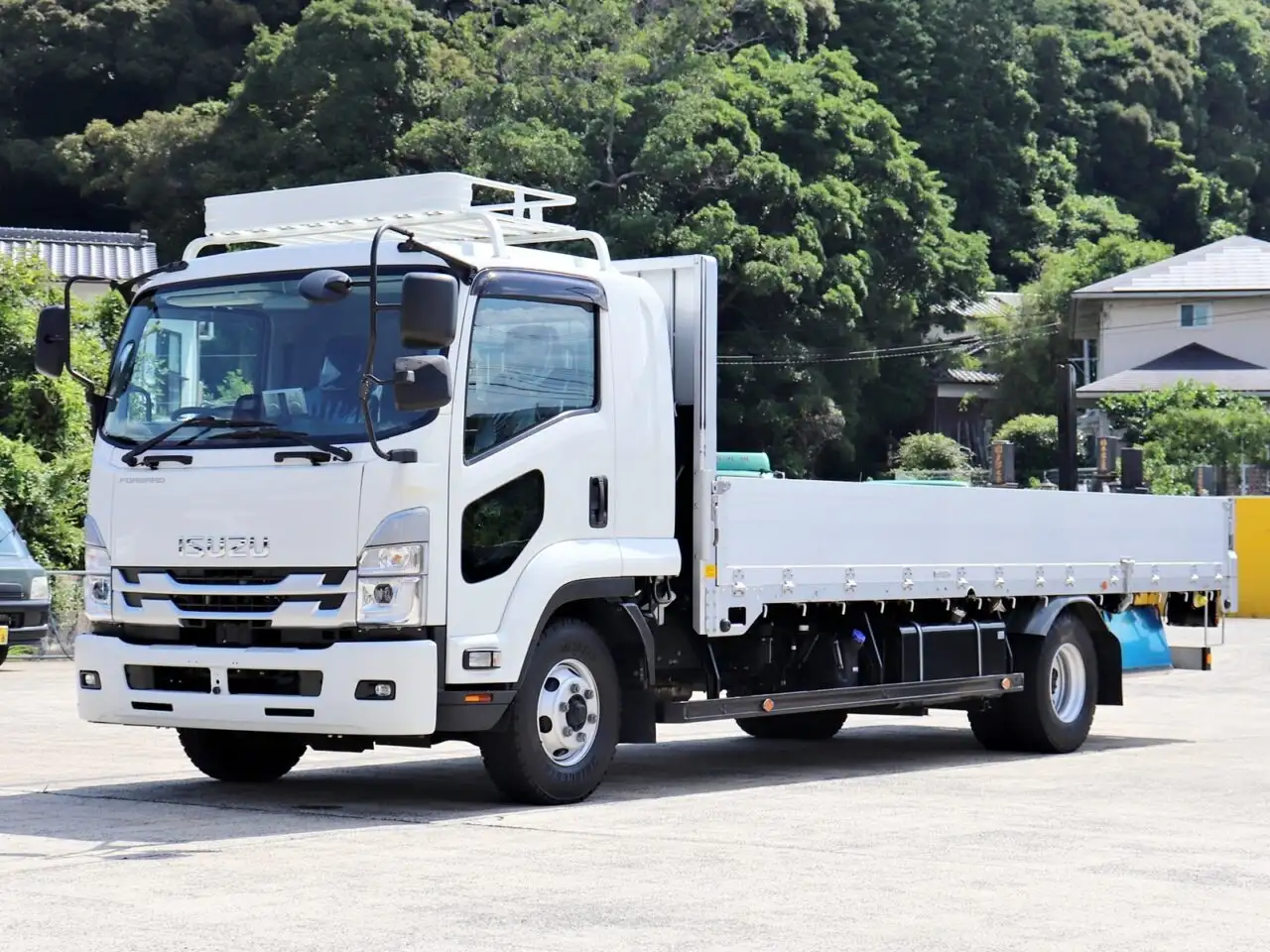 いすゞ フォワード 中型/増トン 平ボディ アルミブロック ベッド の中古トラック【車両No.192714】
