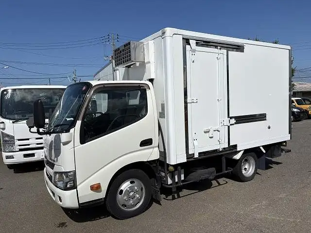 日野 デュトロ 小型 冷凍冷蔵 中温 床ステン の中古トラック【車両No.192739】