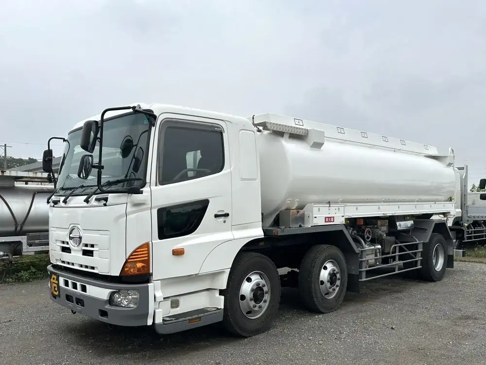 日野 プロフィア 大型 タンク車 ローリー BDG-GN1APYA の中古トラック【車両No.192765】