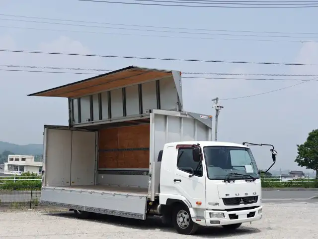 三菱 ファイター 中型/増トン ウイング ベッド TKG-FK61F の中古トラック【車両No.192974】