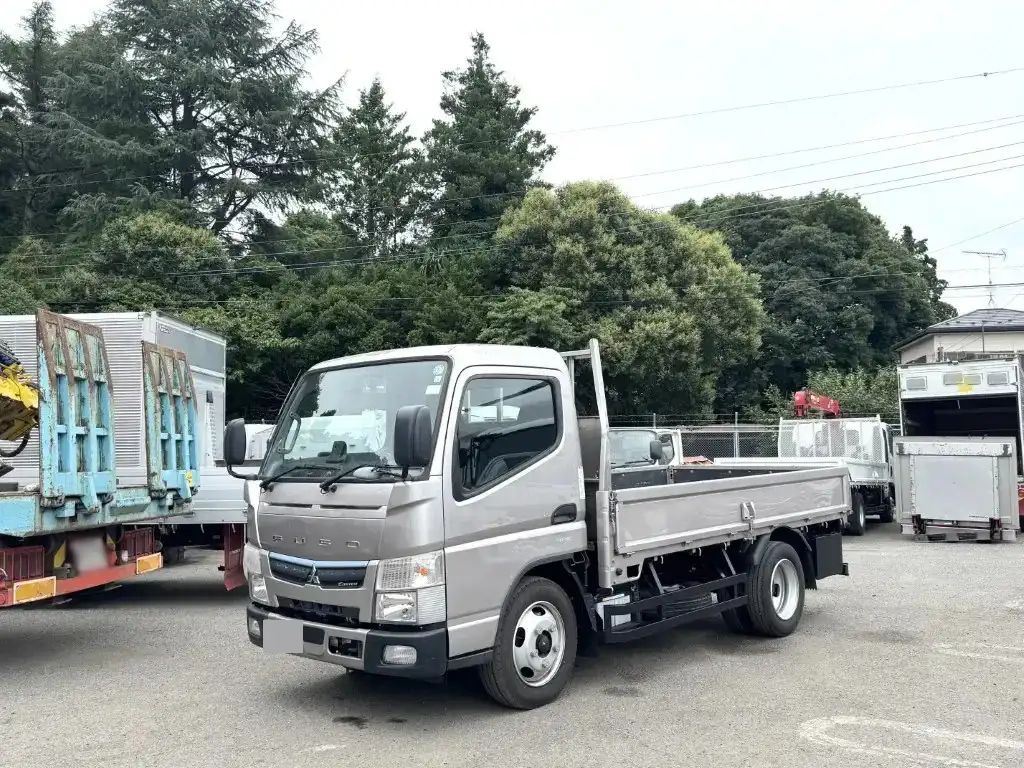 三菱 キャンター 小型 平ボディ 2PG-FEAV0 R3 の中古トラック【車両No.193040】
