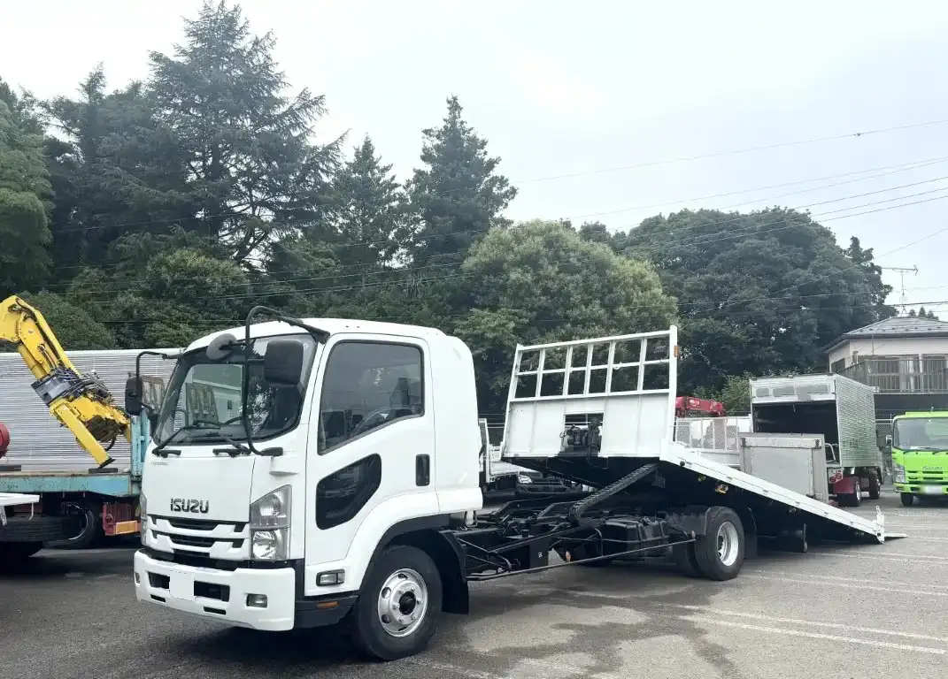 いすゞ フォワード 中型/増トン 車両重機運搬 ラジコン ウインチ の中古トラック【車両No.193037】