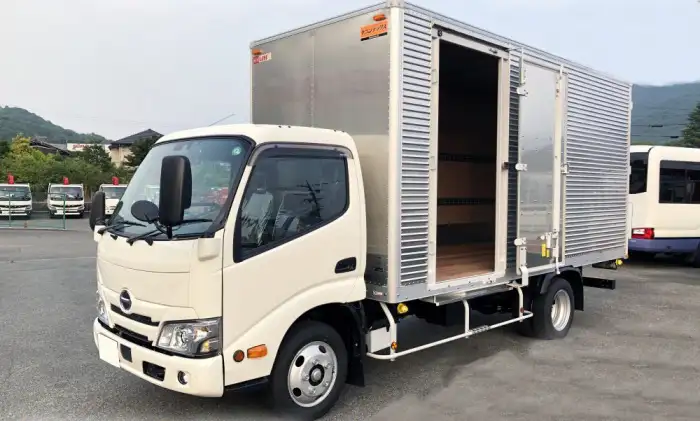 日野 デュトロ 小型 アルミバン サイドドア 2KG-XZU655M の中古トラック【車両No.193506】