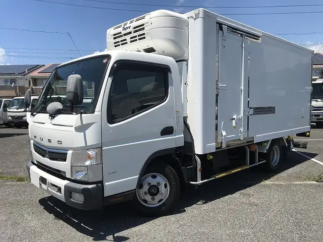 三菱 キャンター 小型 冷凍冷蔵 低温 パワーゲート の中古トラック【車両No.194376】