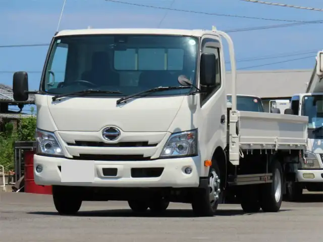 日野 デュトロ 小型 平ボディ 2KG-XZU712M R7 の中古トラック【車両No.194737】