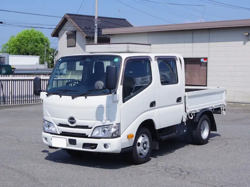 日野 デュトロ 小型 平ボディ Wキャブ 2KG-XZU605M の中古トラック【車両No.195997】