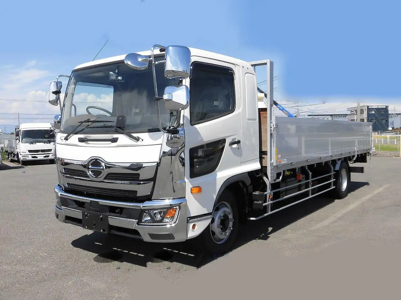 日野 レンジャー 中型/増トン 平ボディ ワイド の中古トラック